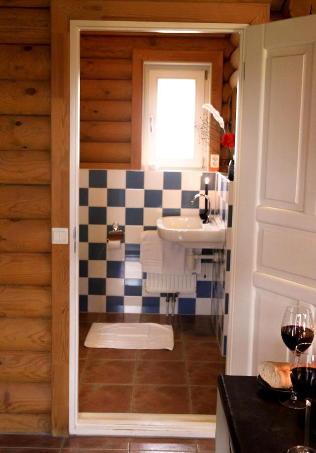 Wijngaard Saalhof Bed & Breakfast Wognum Екстериор снимка